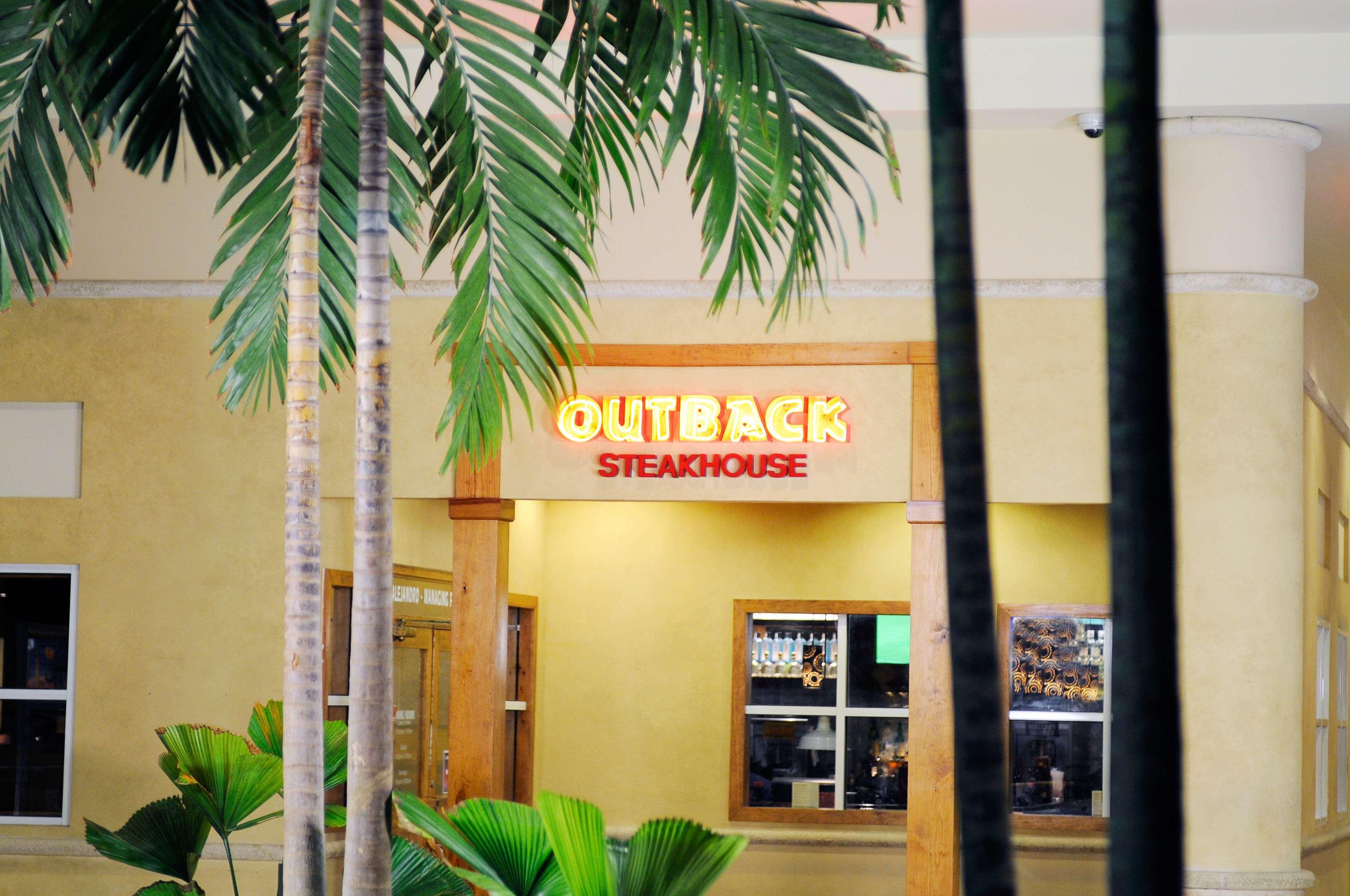 Embassy Suites By Hilton San Juan - Hotel & Casino Eksteriør billede